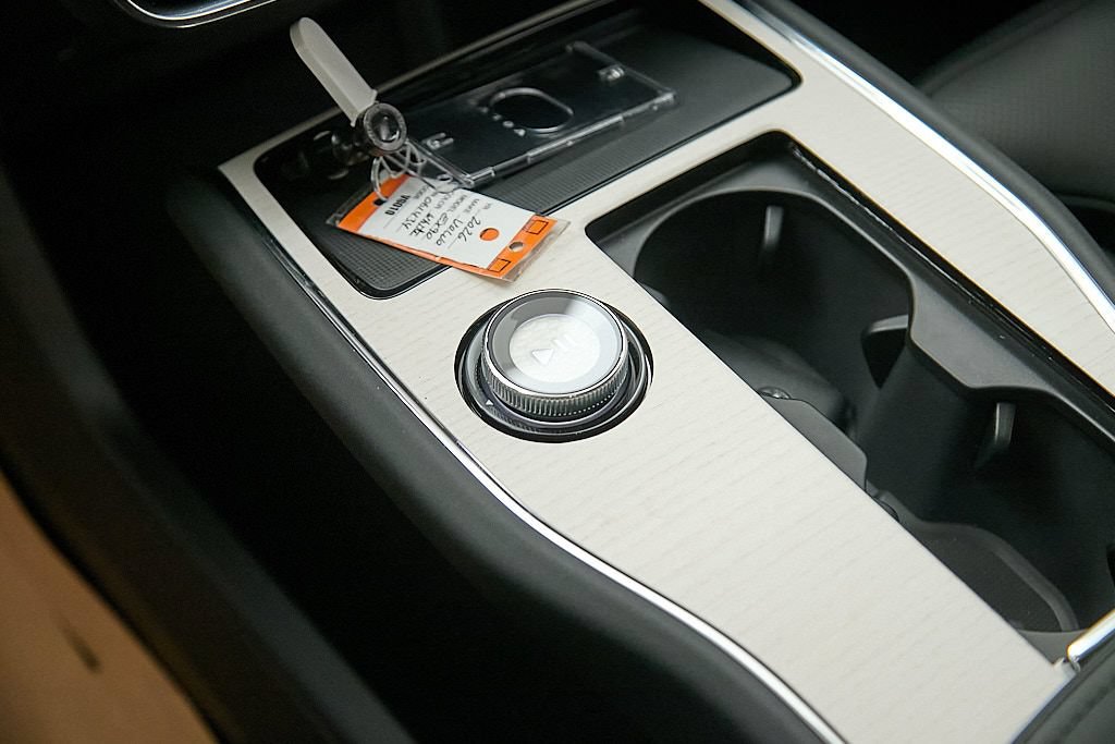 New 2026 Volvo EX90 Ultra AWD/4WD image 18
