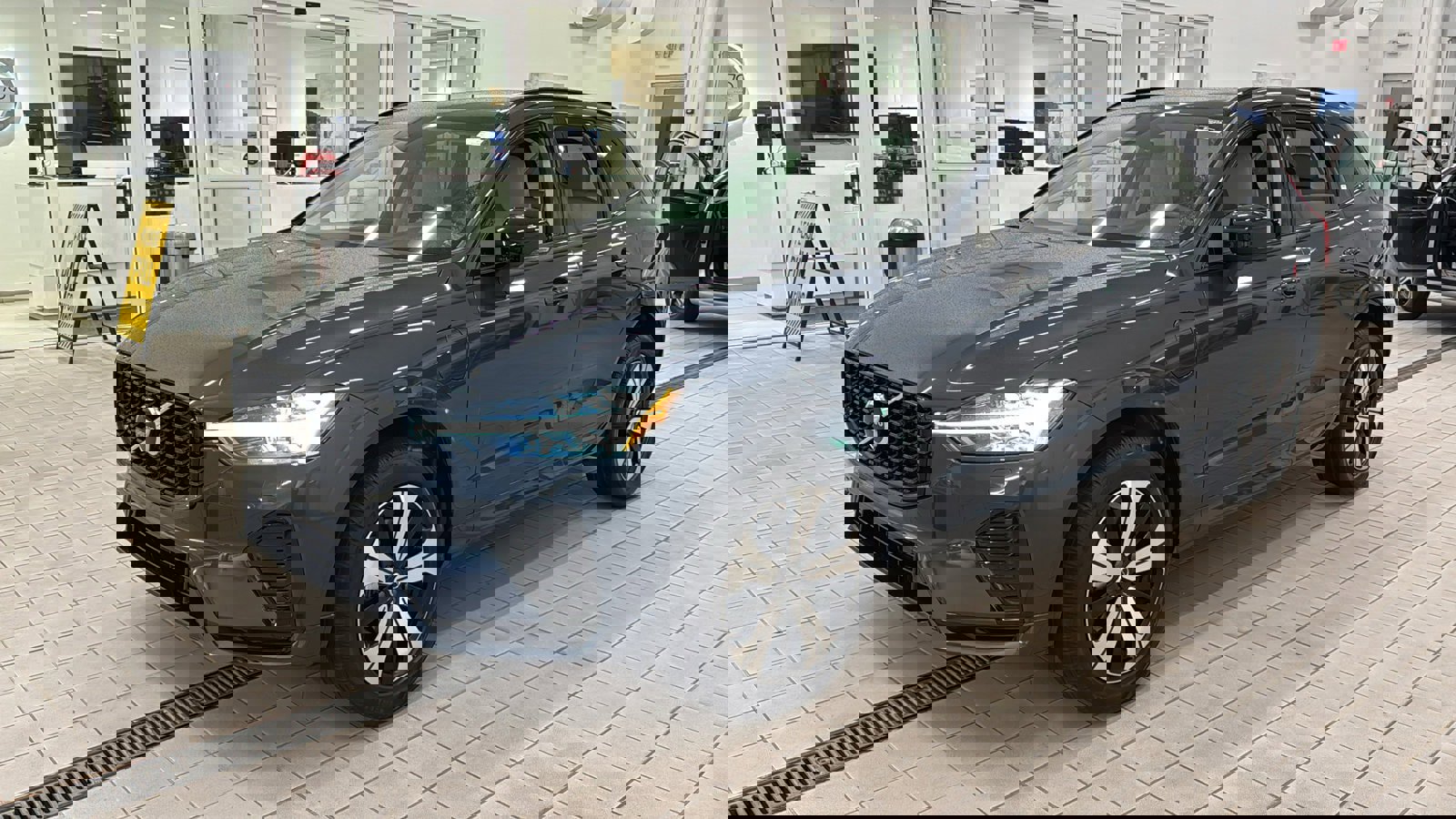 Used 2025 Volvo XC60 T8 Core w/ Protection Package Premier image 9