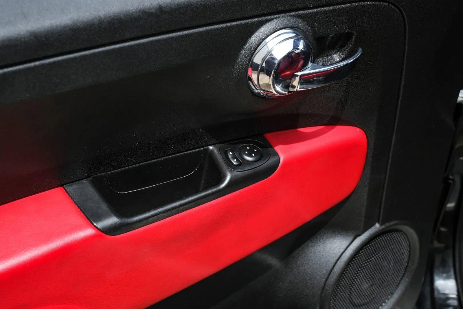 Used 2013 FIAT 500 Abarth w/ Comfort/Convenience Group image 38