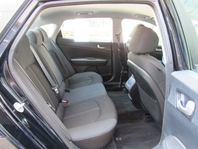 Used 2019 Kia Optima LX image 22