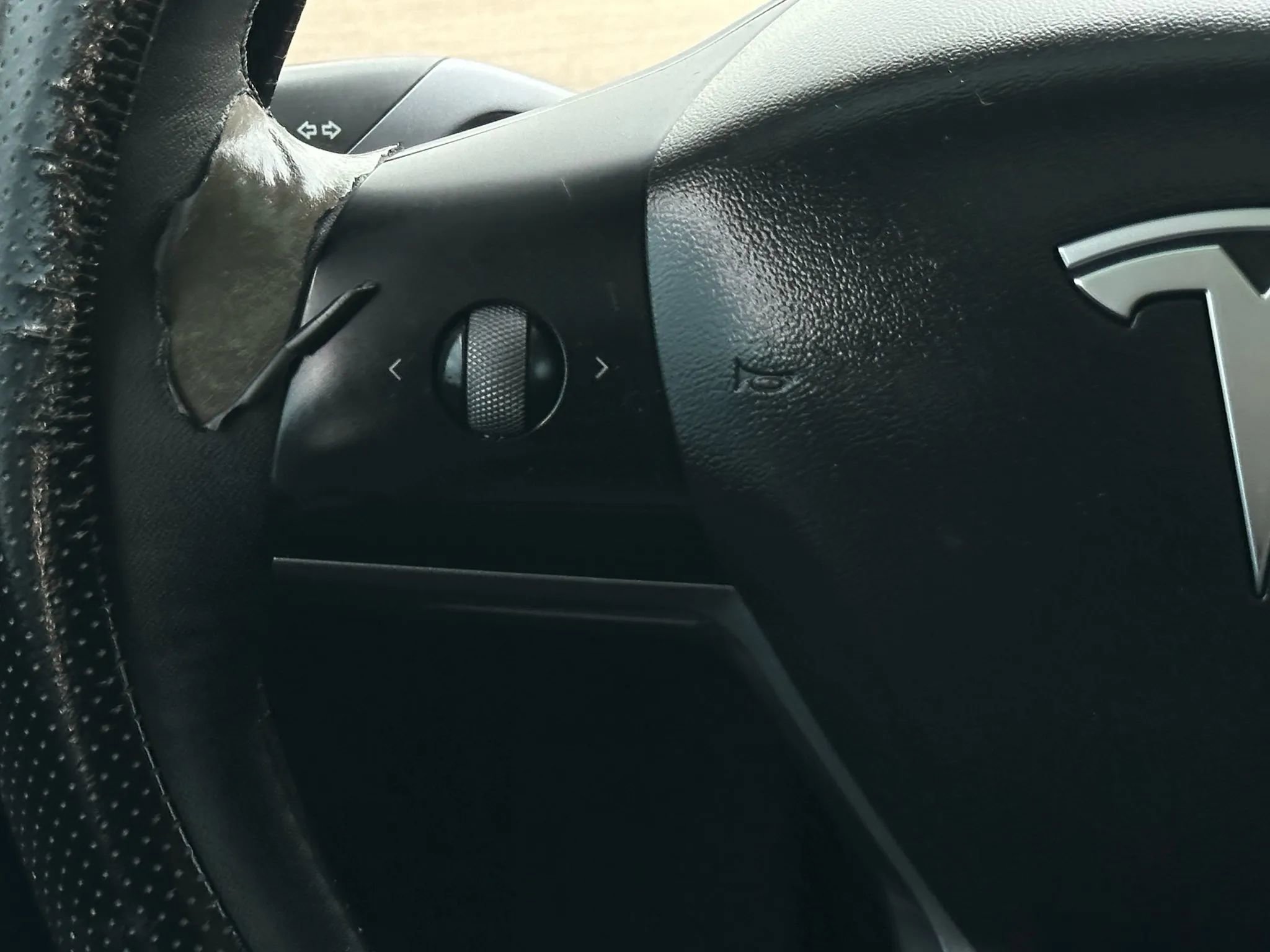 Used 2021 Tesla Model Y Performance image 30