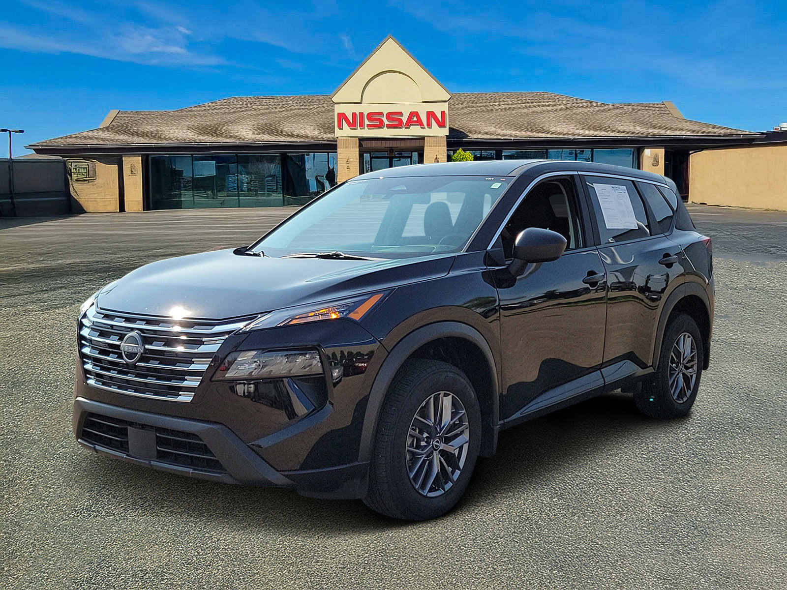 Certified 2025 Nissan Rogue S AWD/4WD image 2