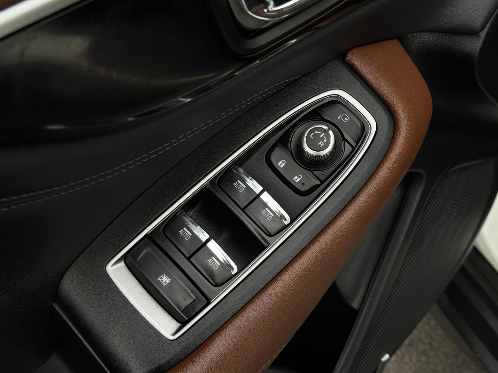 Used 2023 Subaru Outback Touring image 13