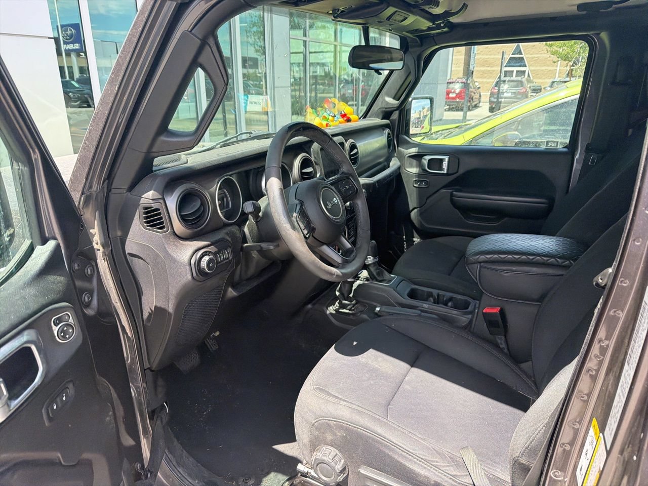 Used 2018 Jeep Wrangler Unlimited Sport S AWD/4WD image 2