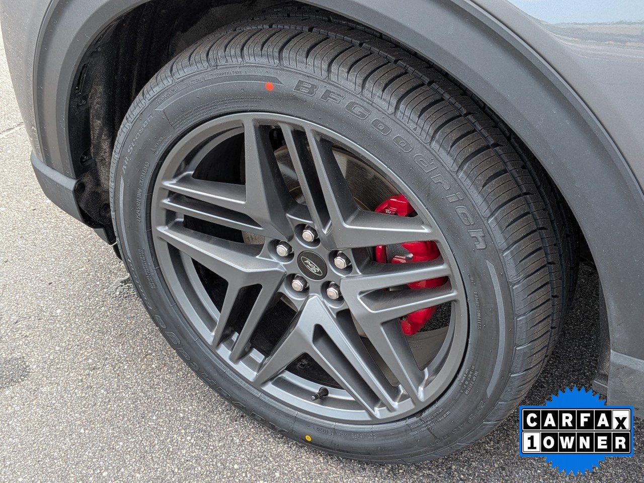 Certified 2025 Ford Explorer ST AWD/4WD image 12