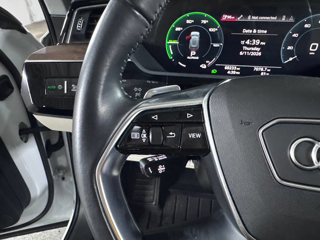 Used 2019 Audi e-tron Premium Plus w/ Cold Weather Package AWD/4WD image 33
