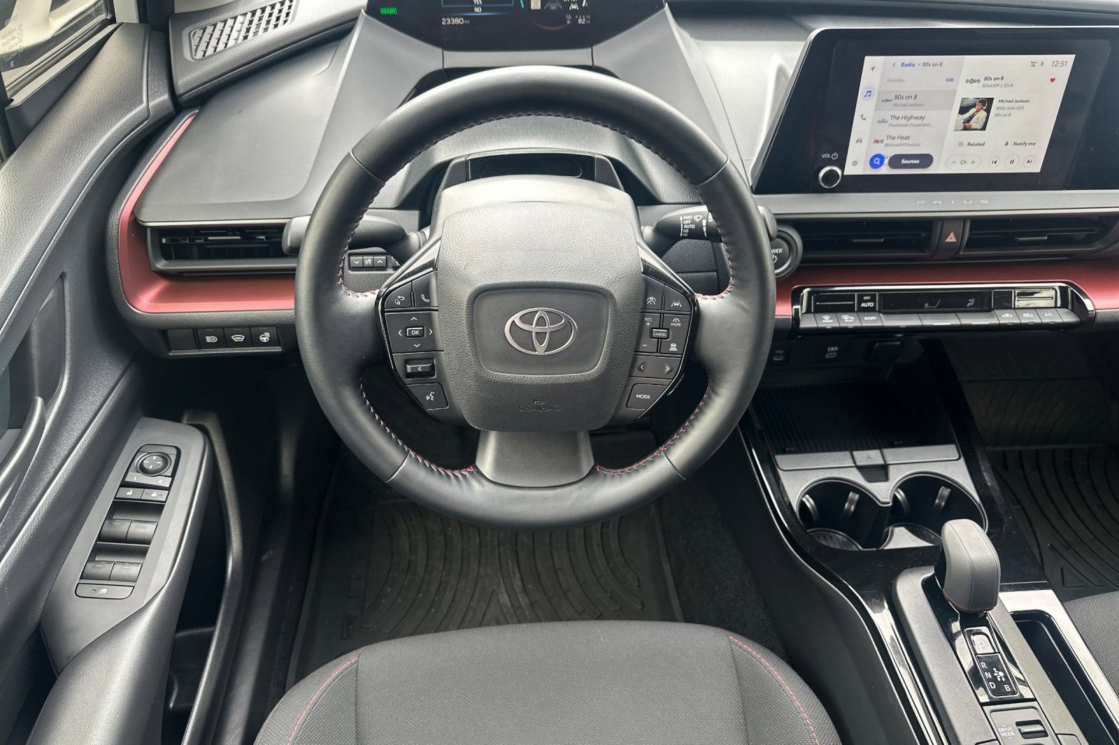 Used 2024 Toyota Prius Prime SE image 16