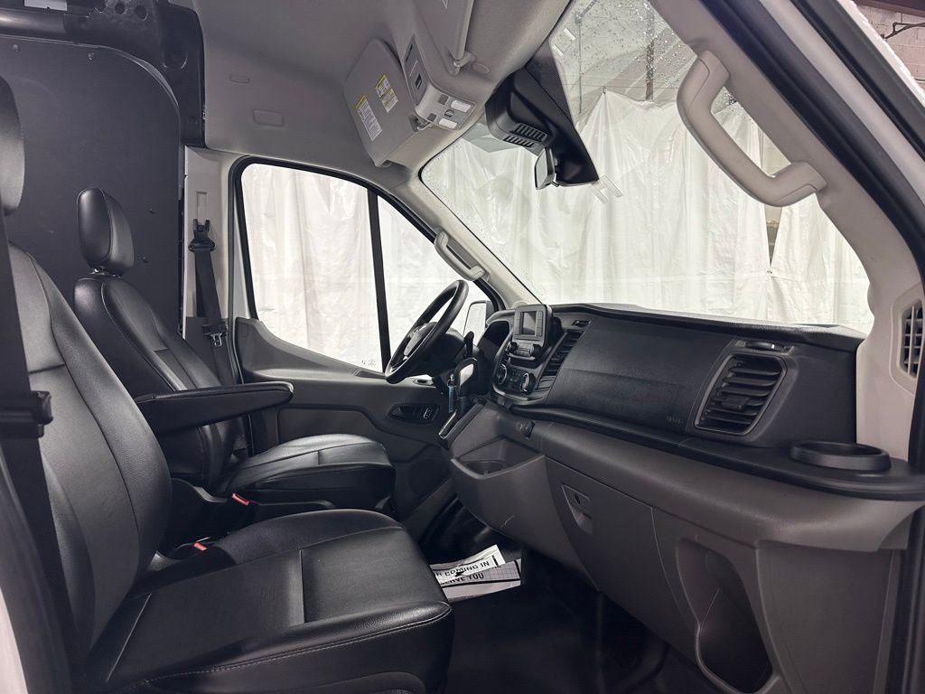 Used 2024 Ford Transit 250 148 Medium Roof Extended AWD w/ Load Area Protection Package image 45