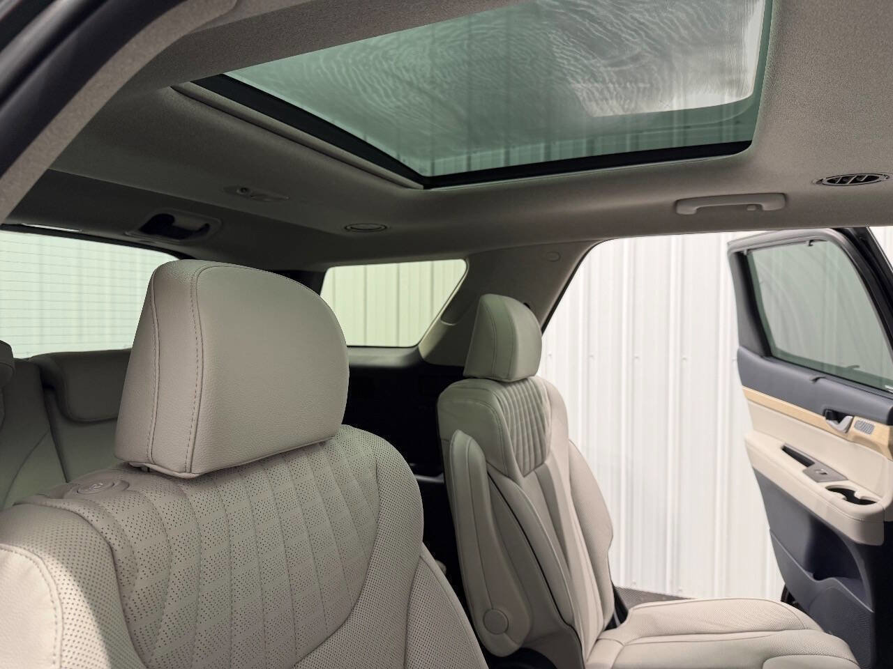 Used 2025 Hyundai Palisade Limited image 18
