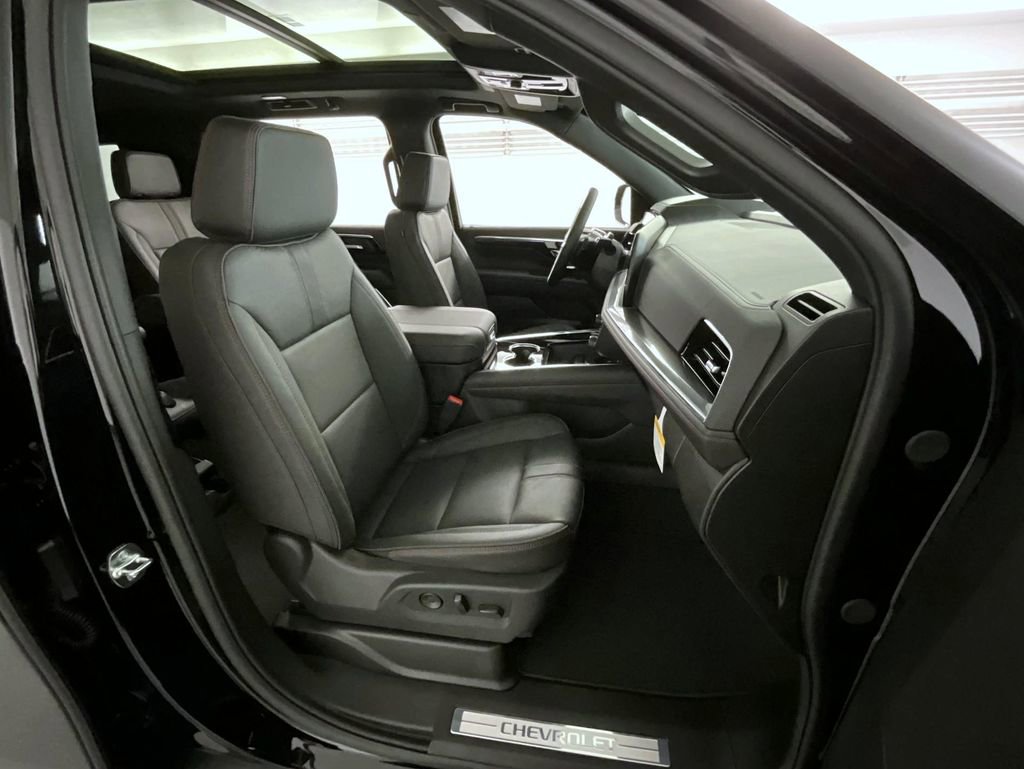 New 2026 Chevrolet Suburban RST w/ Advanced Technology Package image 15