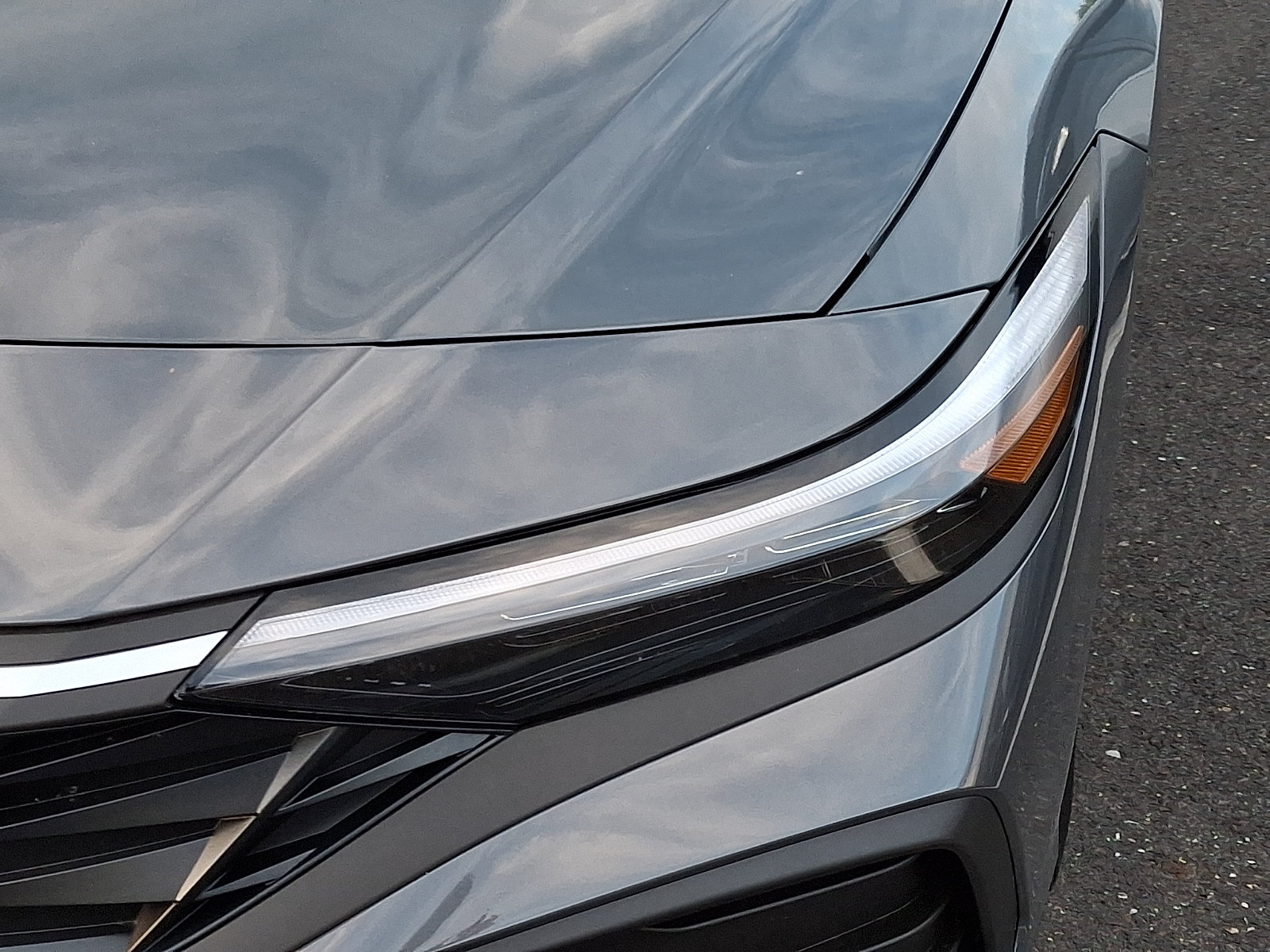 Used 2025 Hyundai Elantra Sport FWD image 9