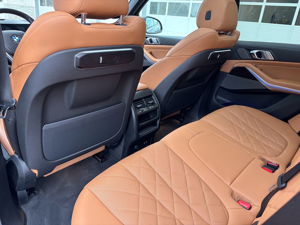 Certified 2024 BMW X5 xDrive40i w/ Premium Package AWD/4WD image 47
