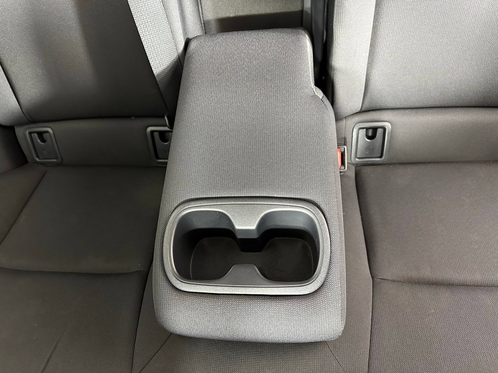 Used 2024 Toyota Corolla LE FWD image 27