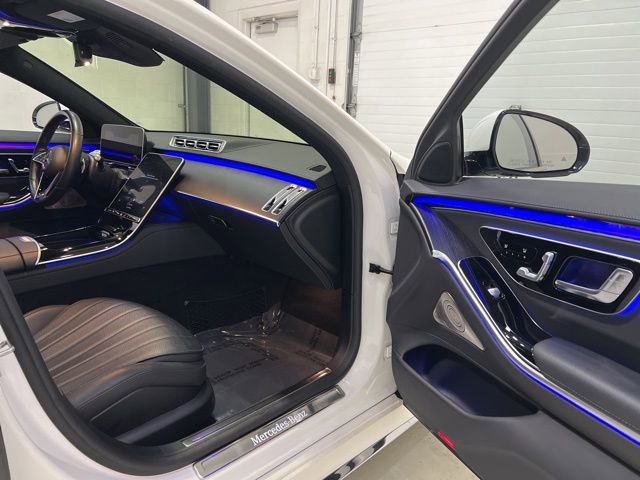 Used 2022 Mercedes-Benz S 500 4MATIC w/ AMG Line Package image 50
