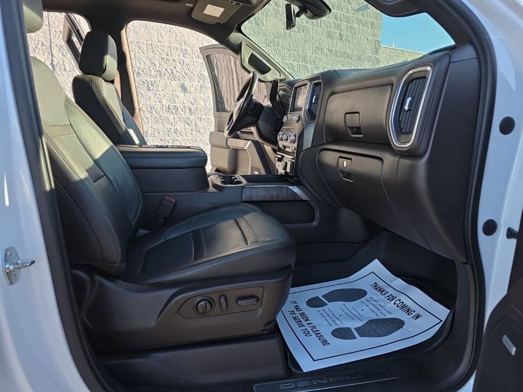 Used 2021 GMC Sierra 3500 Denali w/ Denali Ultimate Package image 20