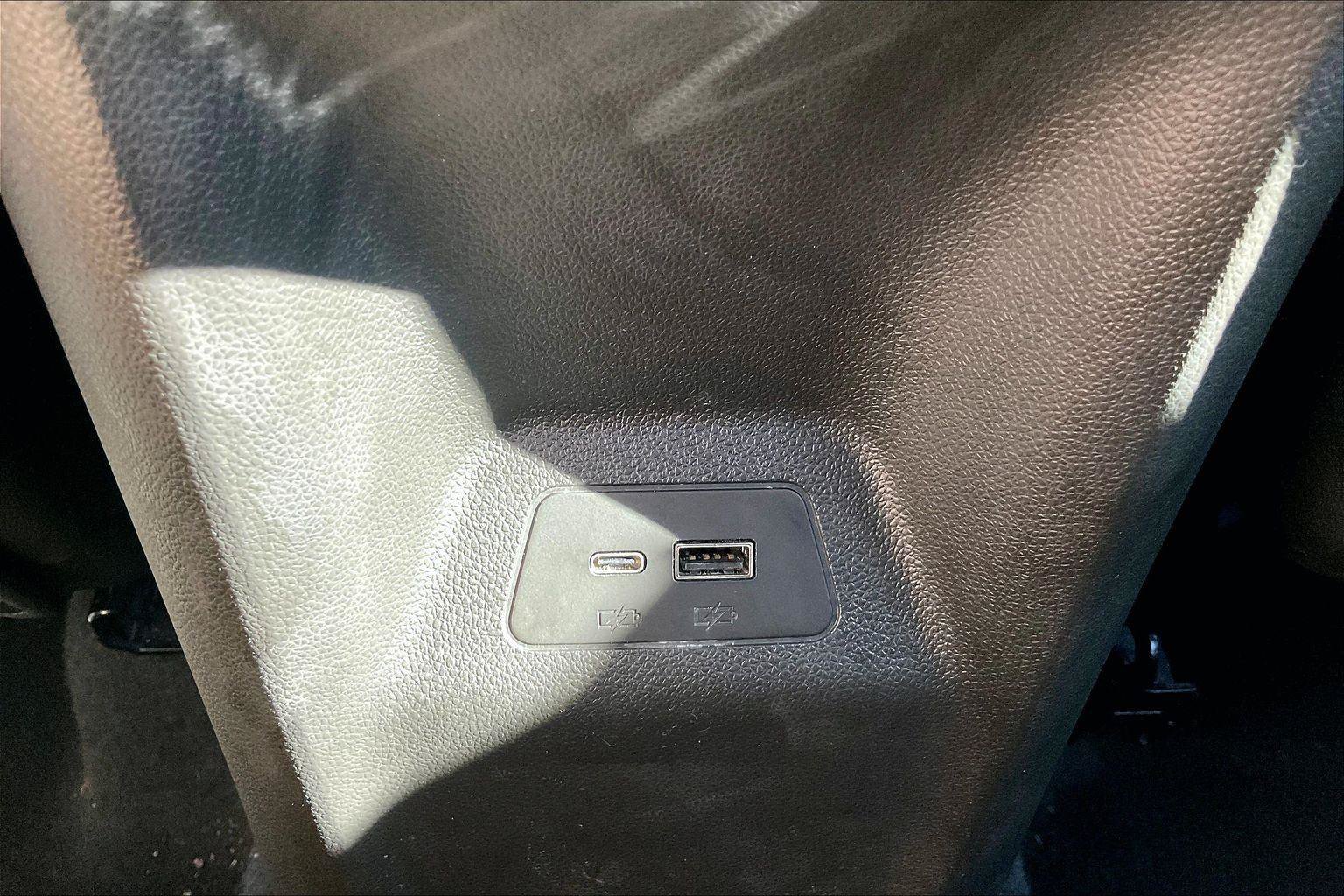 Used 2024 Buick Envision Preferred AWD/4WD image 37