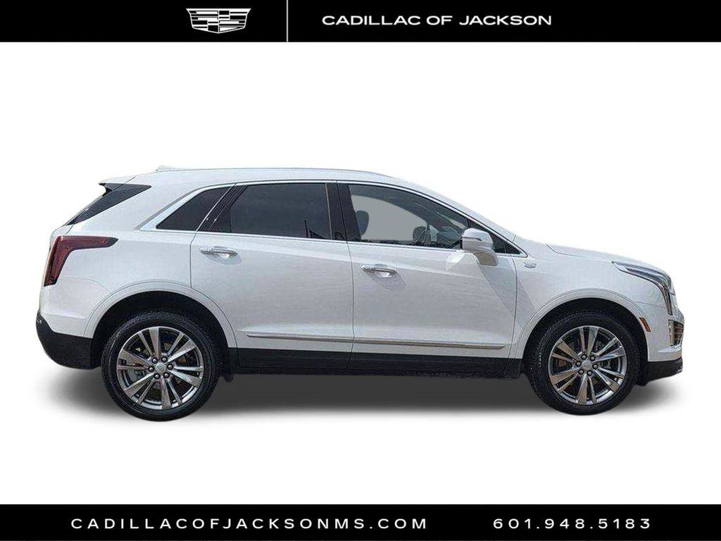 Certified 2024 Cadillac XT5 Premium Luxury FWD image 4