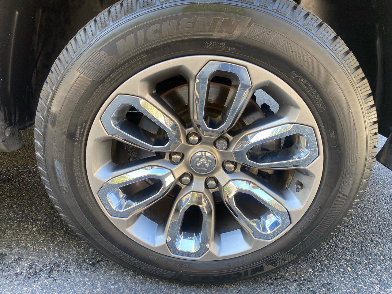 Used 2021 RAM 1500 Laramie w/ Sport Appearance Package AWD/4WD image 44