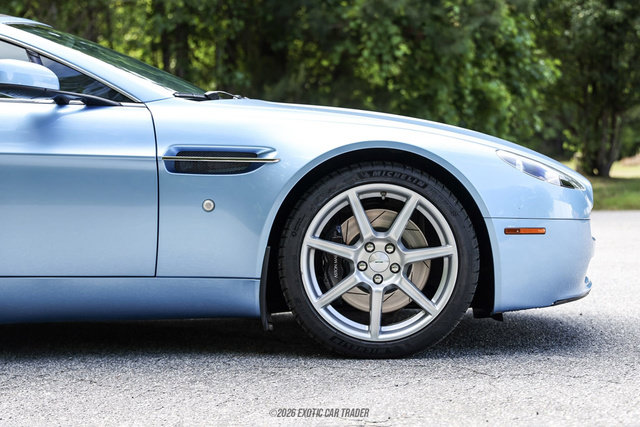 Used 2007 Aston Martin V8 Vantage Roadster RWD image 55