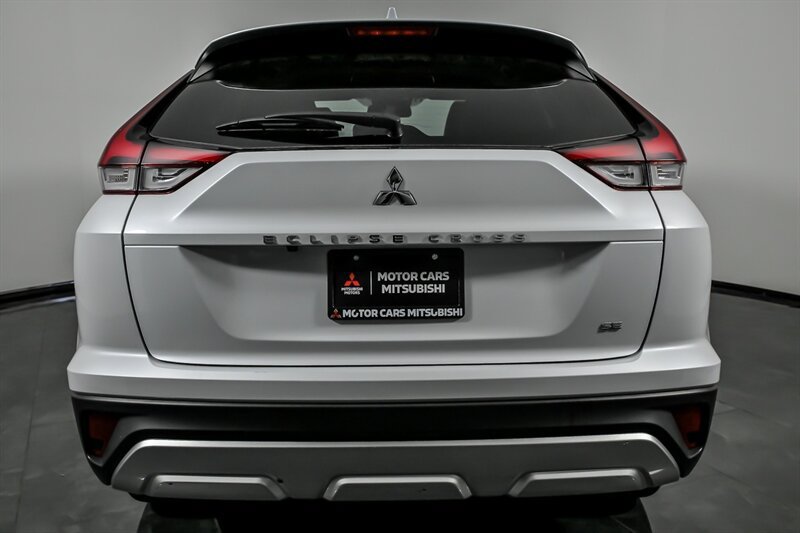Used 2024 Mitsubishi Eclipse Cross SE AWD/4WD image 9