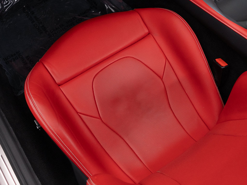 Used 2020 Ferrari Portofino RWD image 27