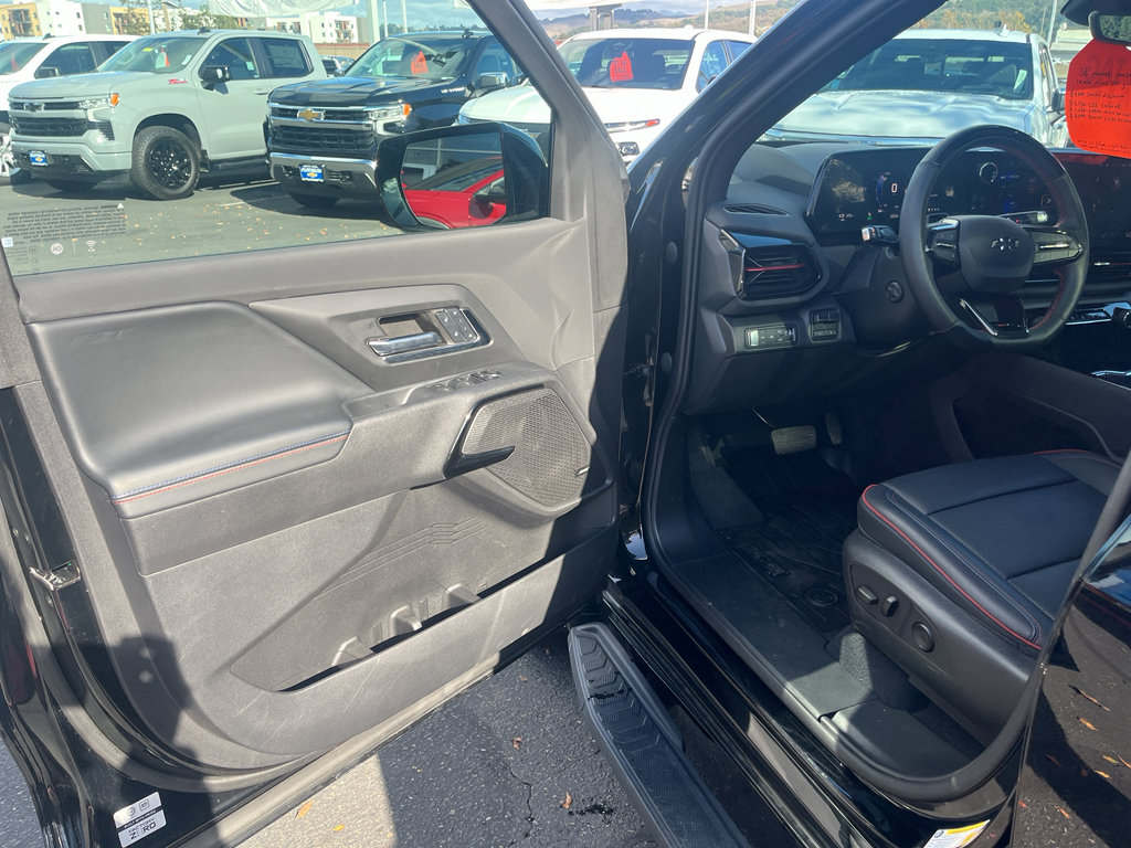 Used 2024 Chevrolet Silverado EV RST image 13