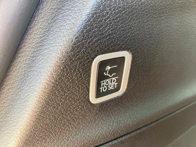 New 2027 Chrysler Pacifica Limited AWD/4WD image 28