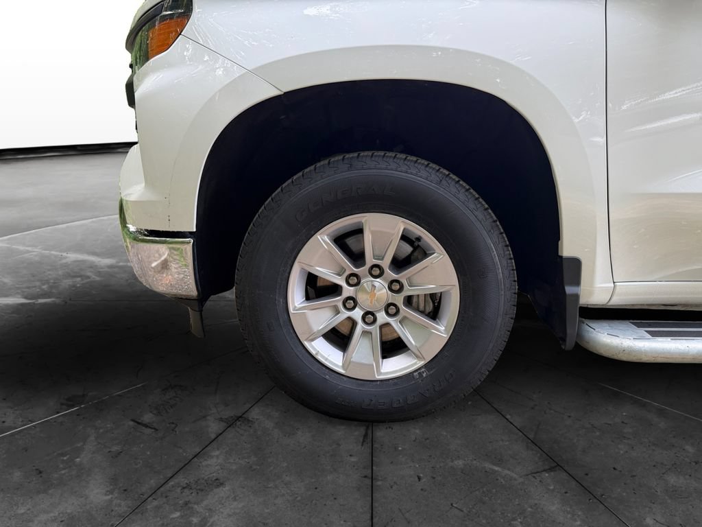 Used 2025 Chevrolet Silverado 1500 W/T RWD image 14