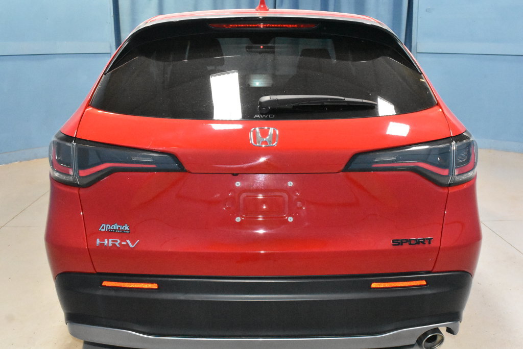 Used 2025 Honda HR-V Sport image 26