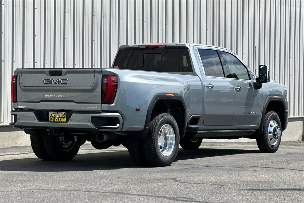 New 2025 GMC Sierra 3500 Denali Ultimate image 5