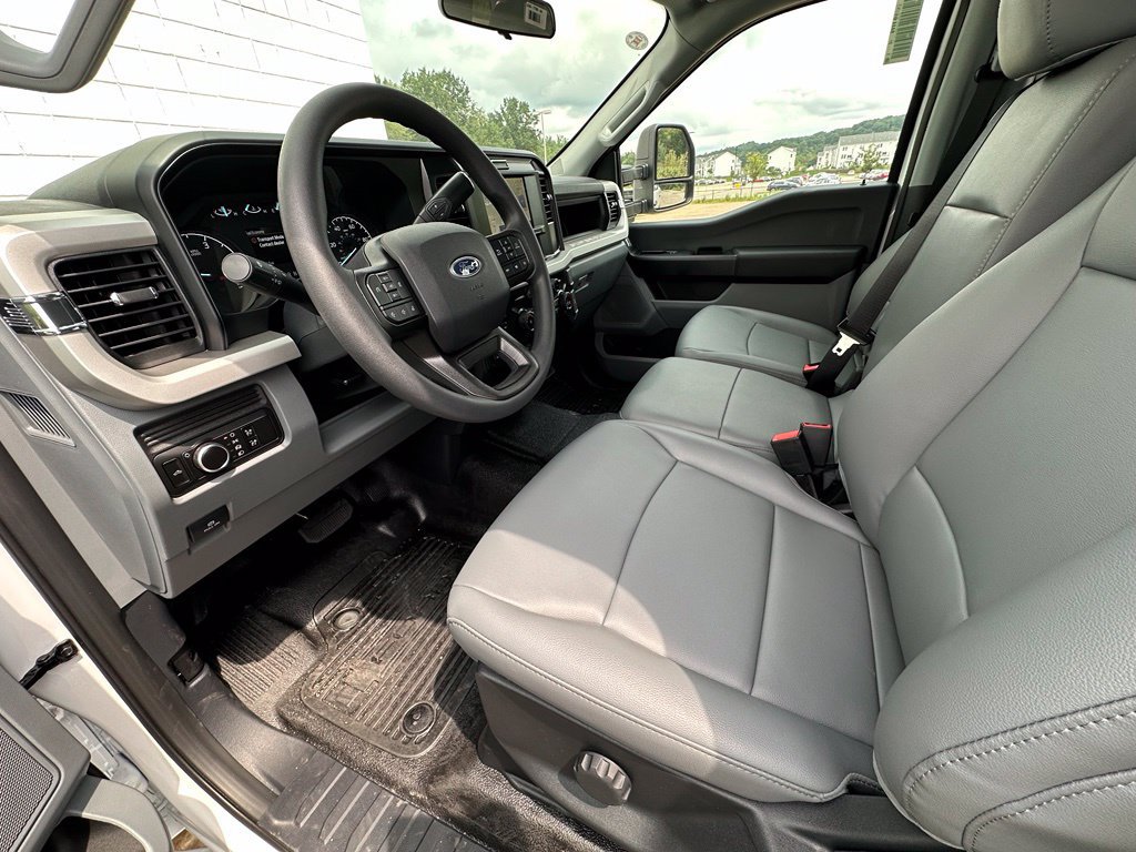 New 2026 Ford F250 XL AWD/4WD image 16
