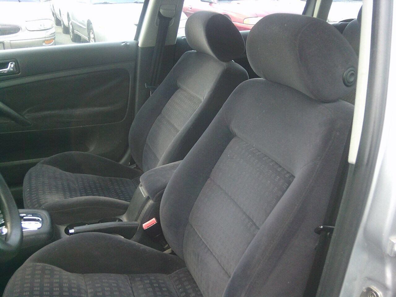 Used 2004 Volkswagen Passat GLS image 8