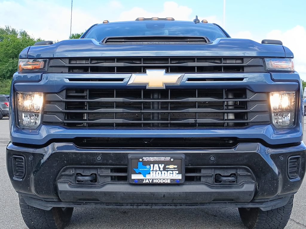 Certified 2025 Chevrolet Silverado 2500 Custom w/ Custom Value Package AWD/4WD image 32
