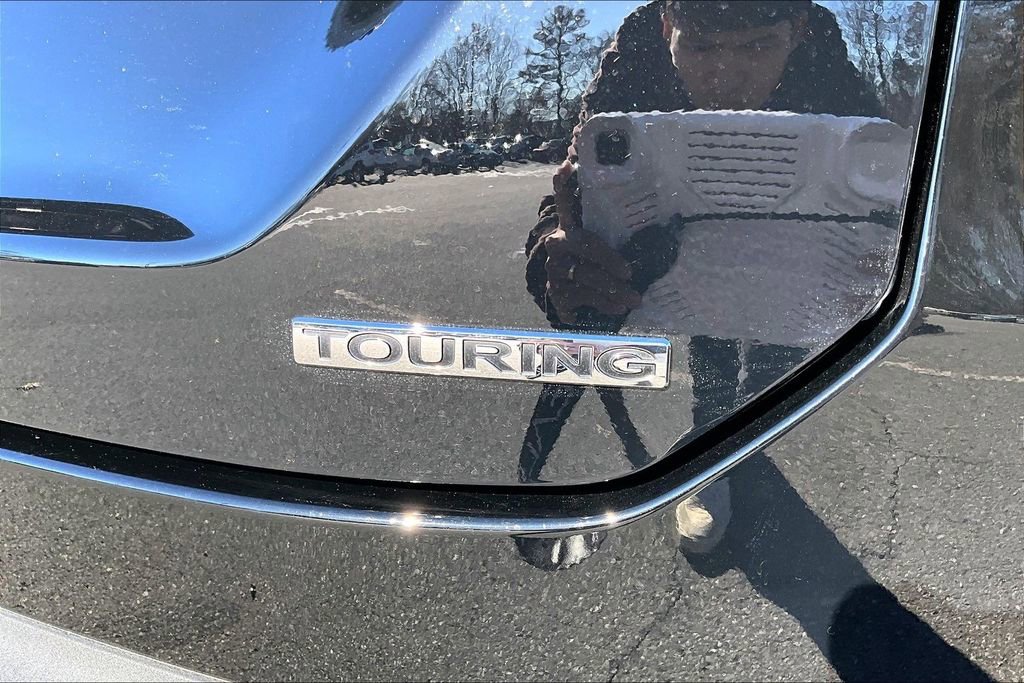 Used 2024 Honda Pilot Touring image 26