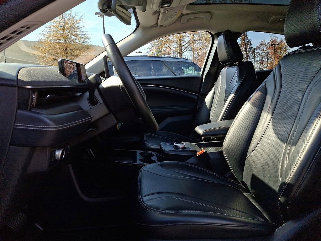 Used 2021 Ford Mustang Mach-E Premium image 13