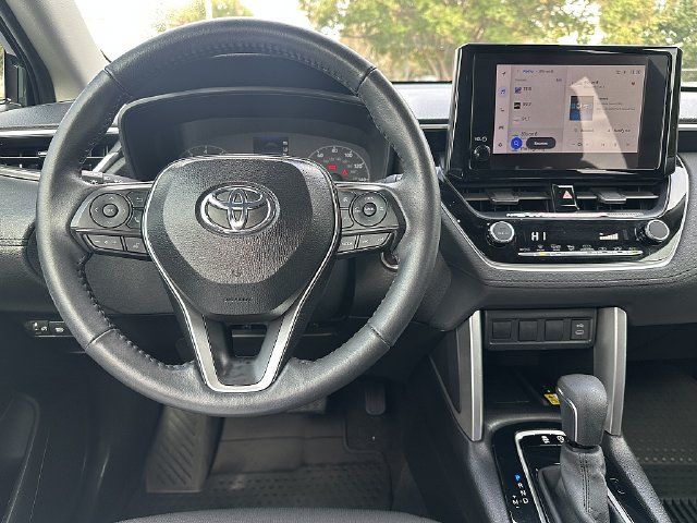 Certified 2023 Toyota Corolla Cross LE FWD image 17