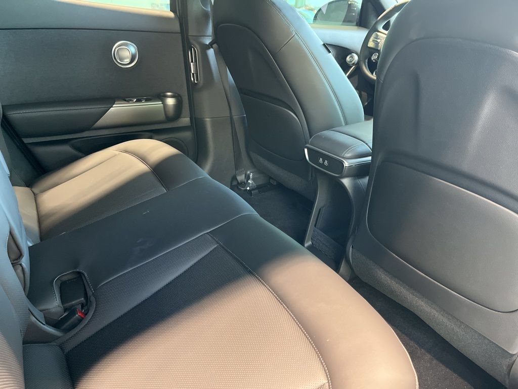 New 2024 Genesis GV60 RWD image 10