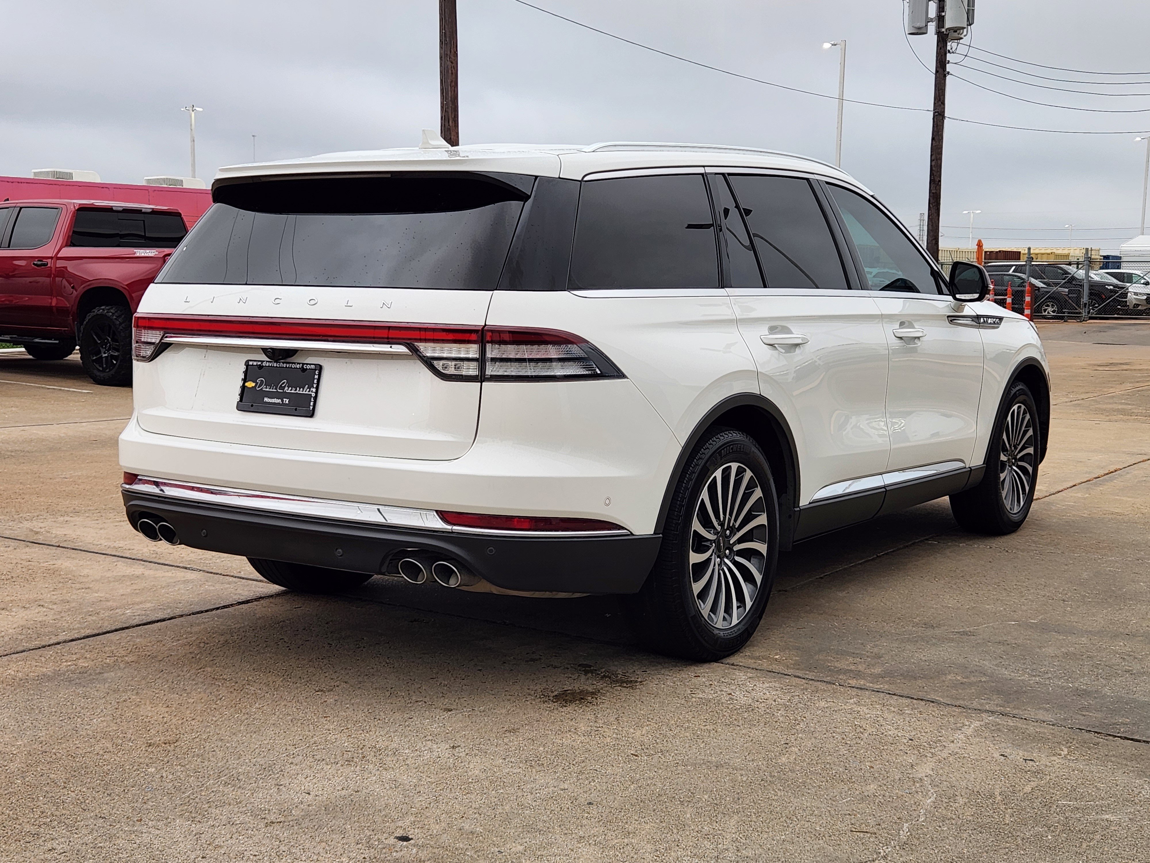 Used 2024 Lincoln Aviator Reserve w/ Equipment Group 201A image 6