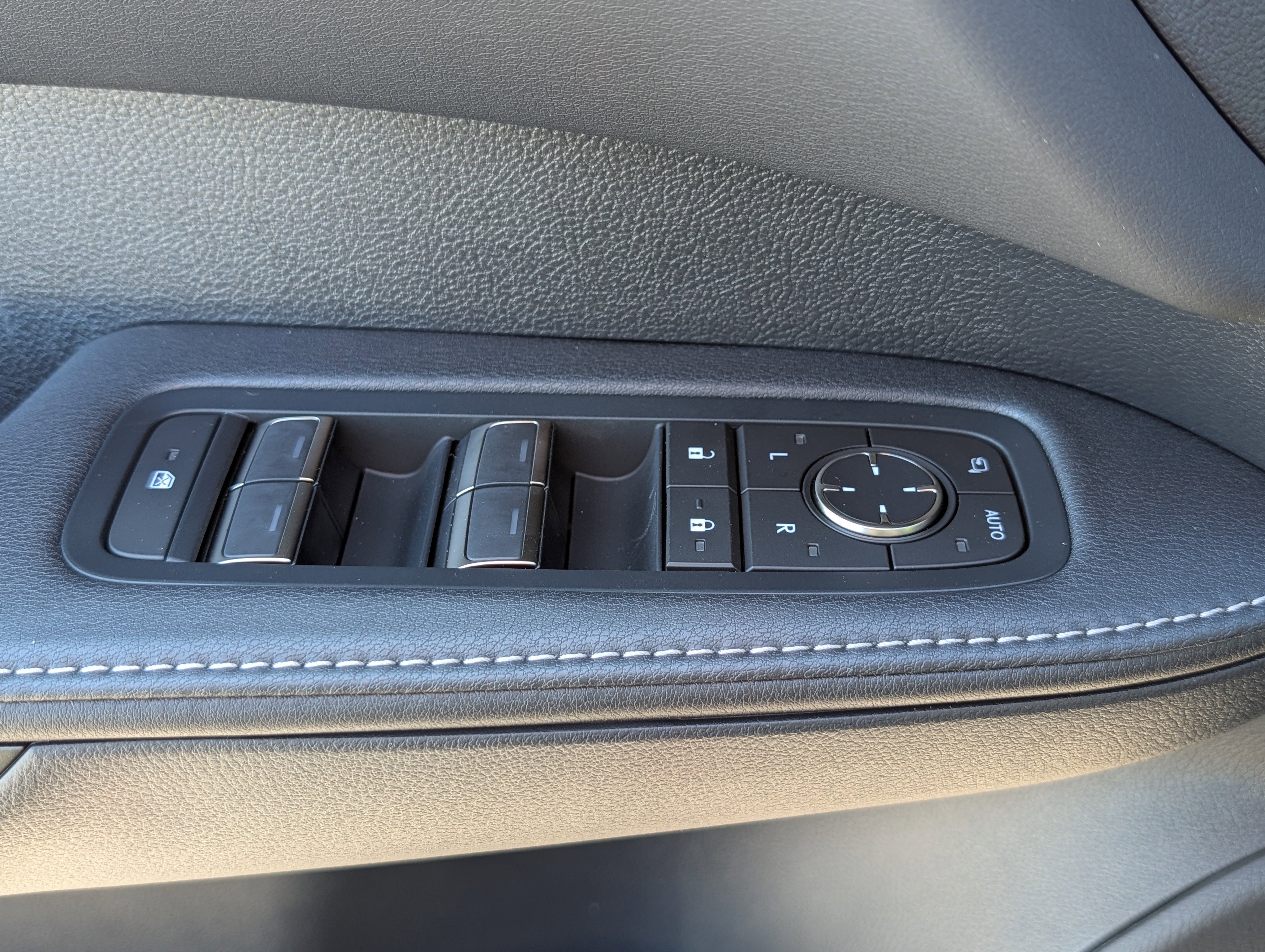 New 2026 Lexus RX 350 Premium AWD/4WD image 16