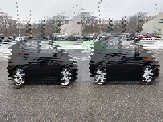 Used 2014 Toyota Prius Five image 11