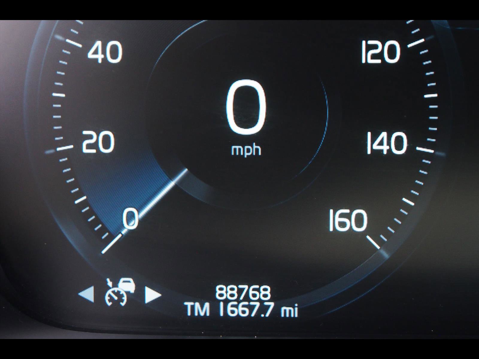 Used 2021 Volvo XC90 T5 Momentum w/ Climate Package image 36