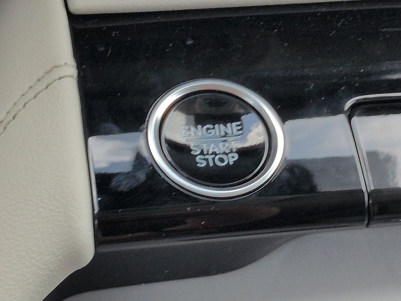 New 2026 Lincoln Navigator Reserve AWD/4WD image 27
