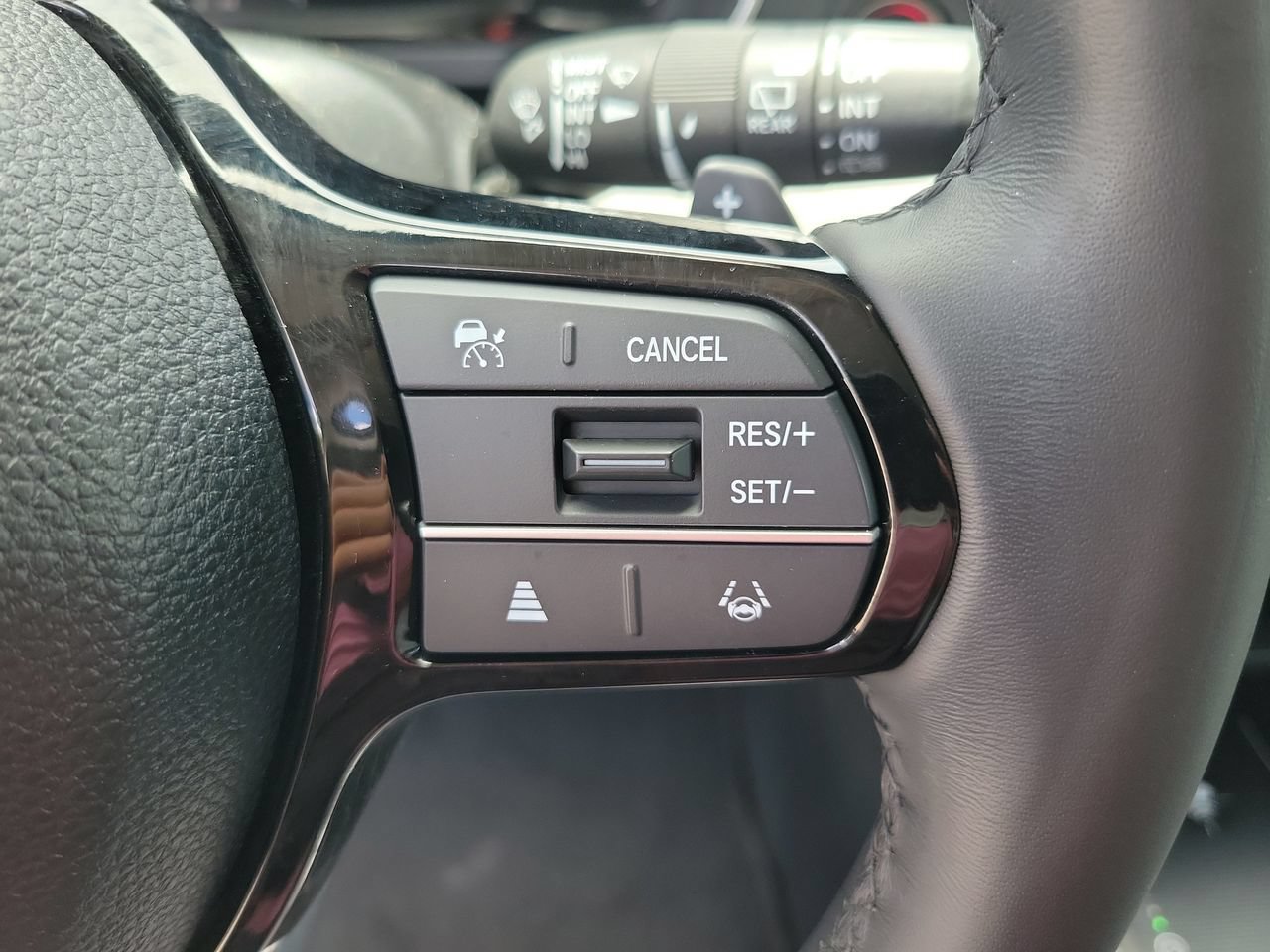 Used 2025 Honda Pilot EX-L image 20