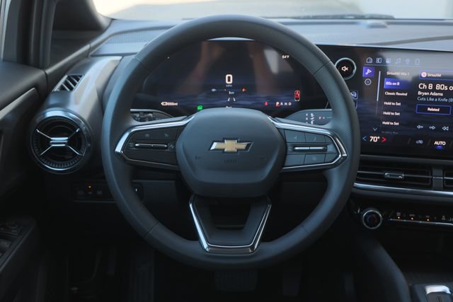 New 2026 Chevrolet Equinox EV LT FWD image 12