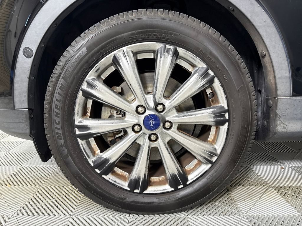 Used 2018 Ford Escape Titanium AWD/4WD image 19