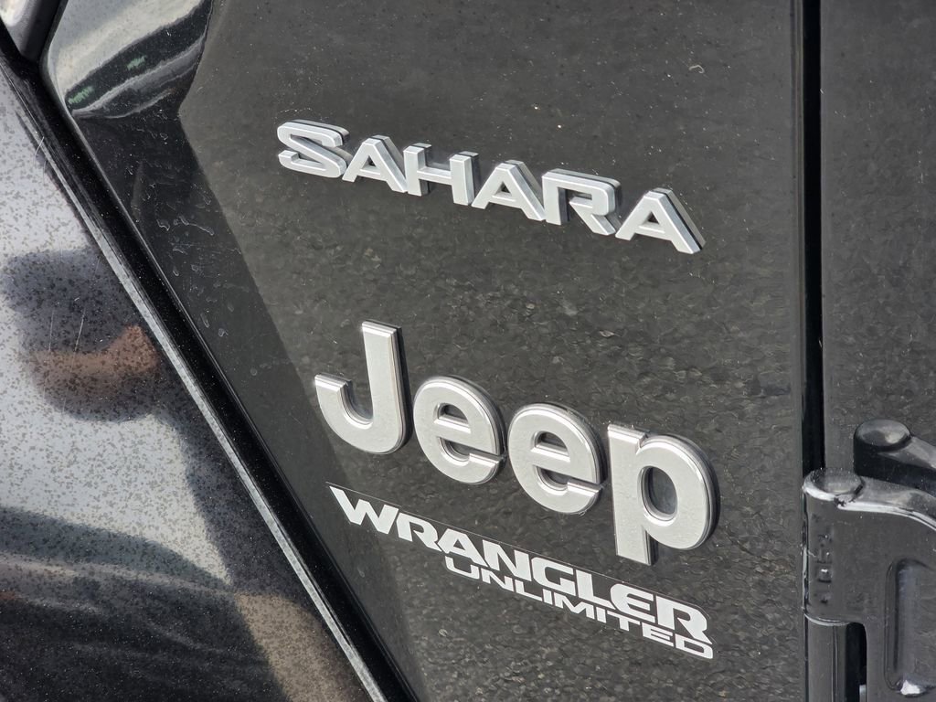 Used 2022 Jeep Wrangler Unlimited Sahara image 8