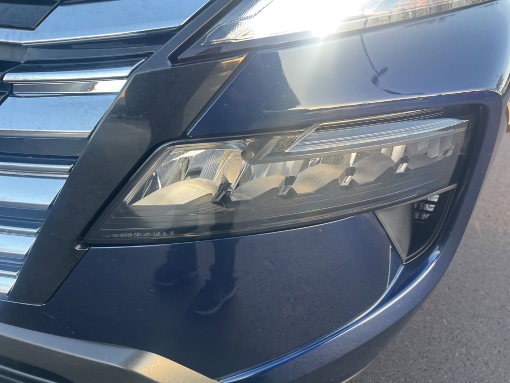 Certified 2024 Nissan Rogue SV image 29