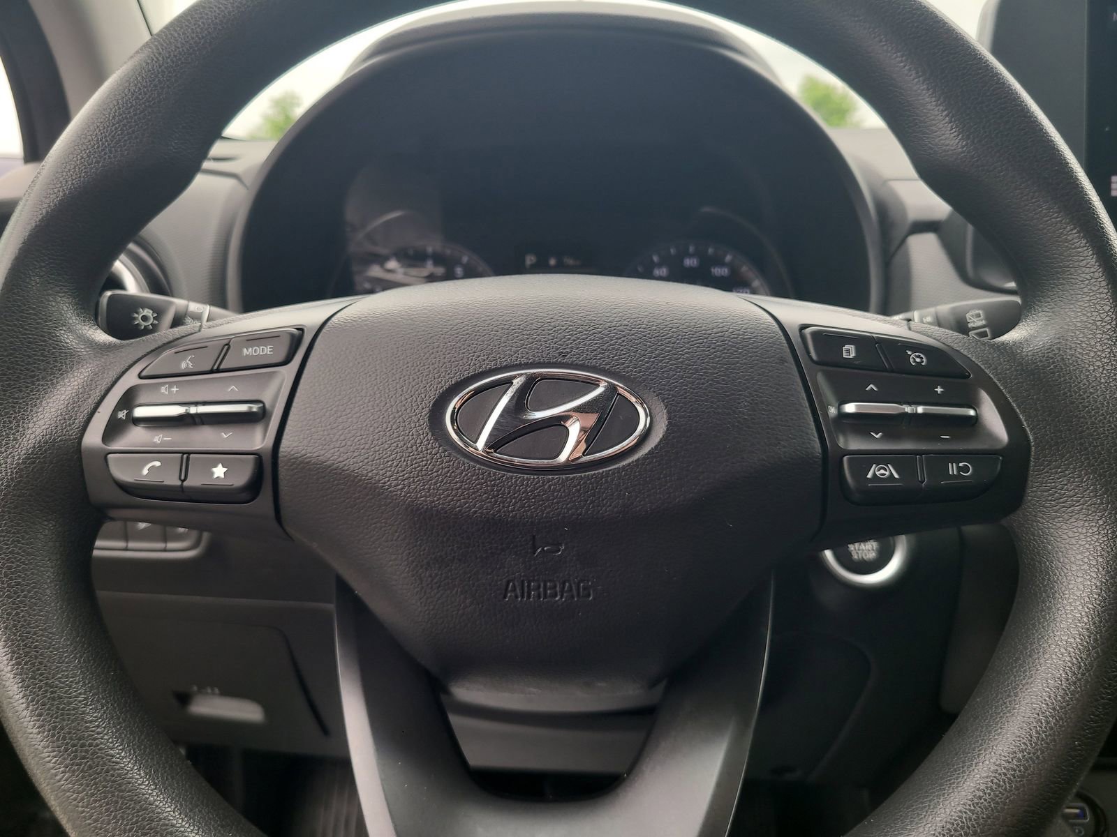 Used 2023 Hyundai Kona SEL AWD/4WD image 13