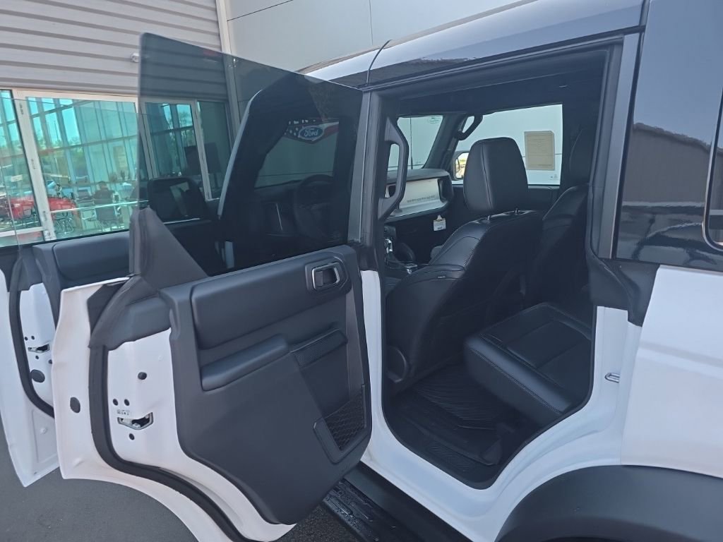 New 2026 Ford Bronco Outer Banks w/ Sasquatch Package image 28