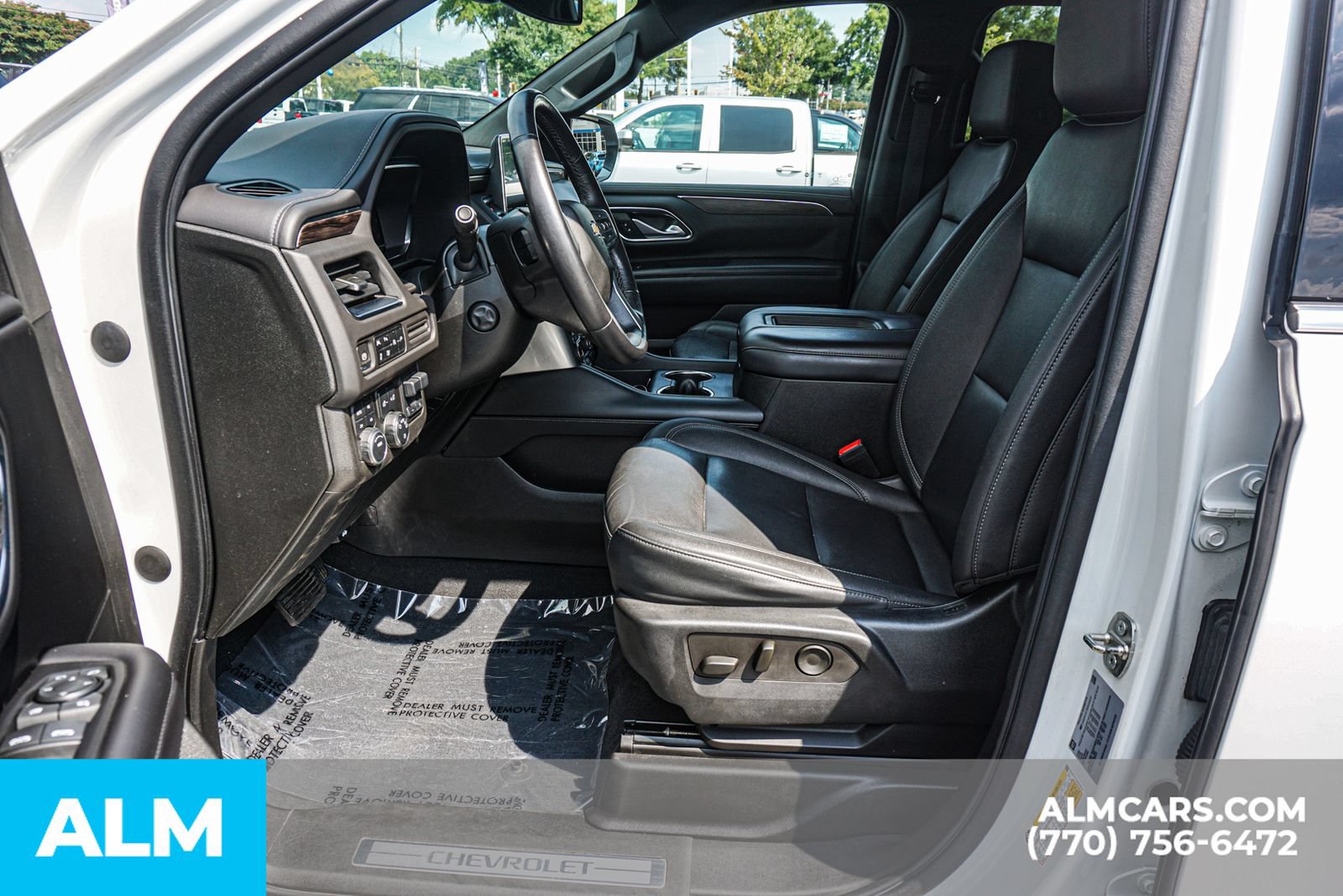 Used 2022 Chevrolet Suburban LT w/ LT Signature Package AWD/4WD image 21